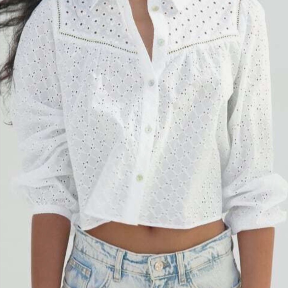 Zara White 3/4 Sleeve Bib Collar Cropped Blouse